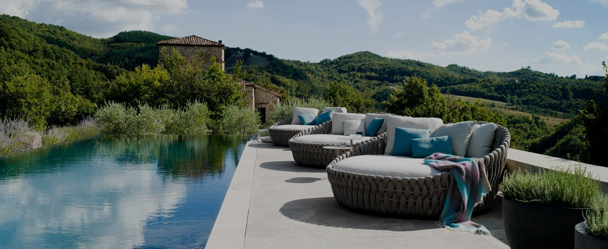 Muebles de diseño de exterior para jardín o terraza