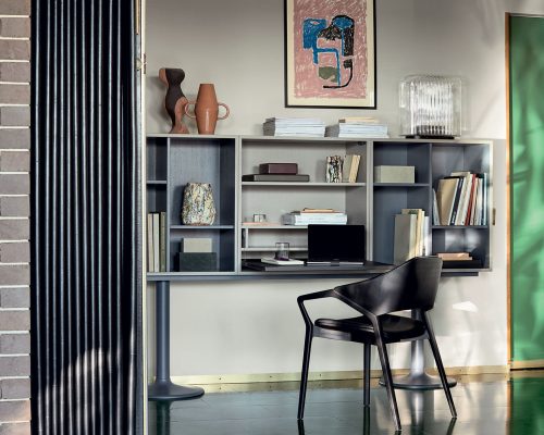 LC20 CASIERS 01<br /> Cassina