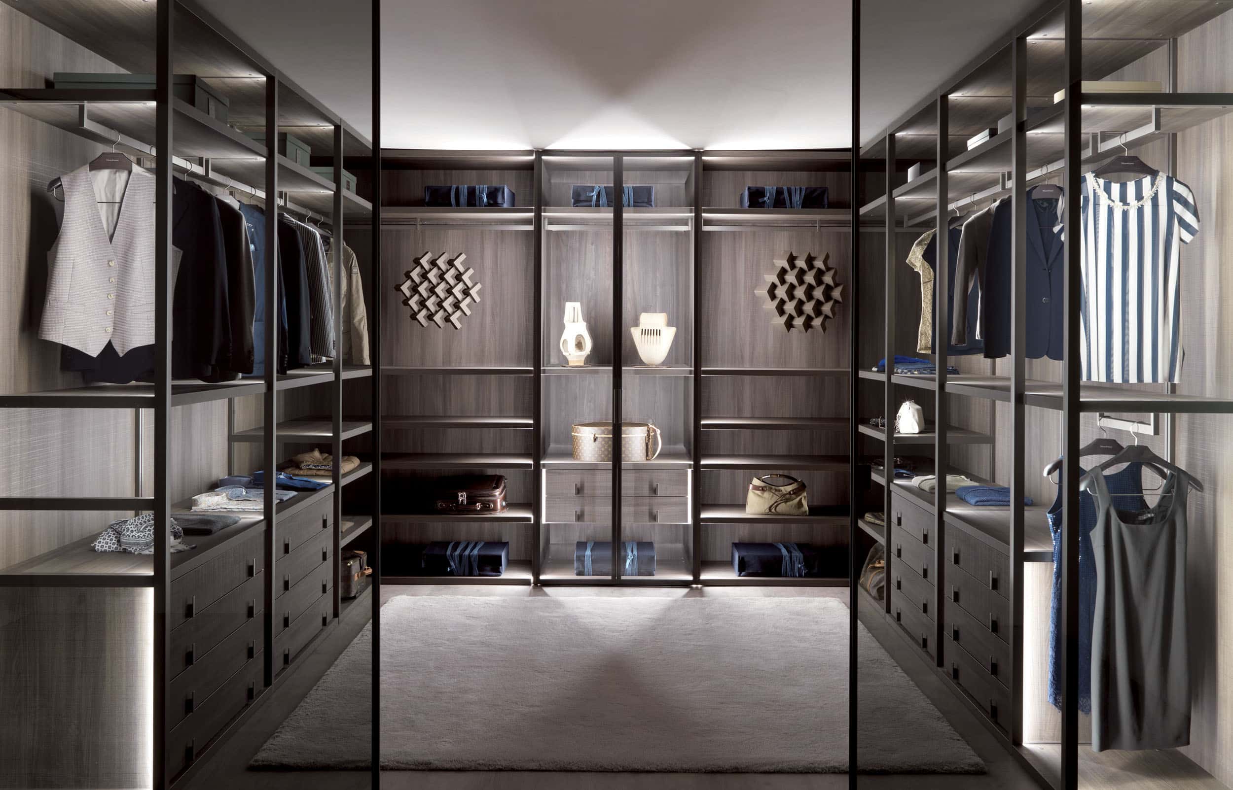 Armario versus vestidor.  ¿Cuál es la mejor opción para su hogar?