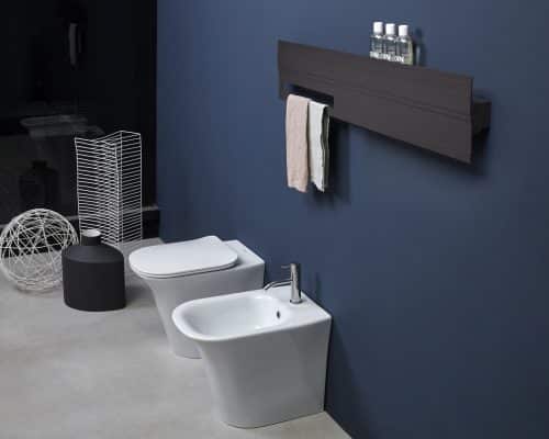 RADIADORES DE BAÑO SECATOALLAS BITLIGHT 2<br /> Antonio Lupi