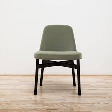 Silla Krusin de KNOLL.