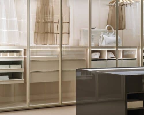 STORAGE DRESSING ROOM<br /> Porro